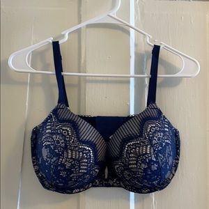 Victoria’s Secret Dream Angles Push-up Bra